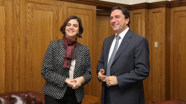 Gobierno inició trabajo para presentar ley de aborto Gobierno inició trabajo para presentar ley de aborto