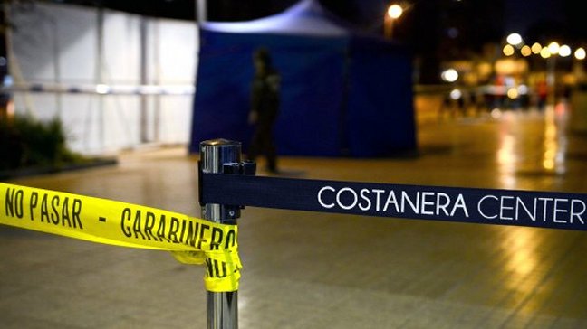 70 denuncias en el CNTV por difusión de suicidio en Costanera Center 70 denuncias en el CNTV por difusión de suicidio en Costanera Center