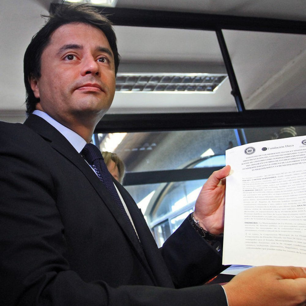 Alcalde de La Florida renunció a la UDI: 