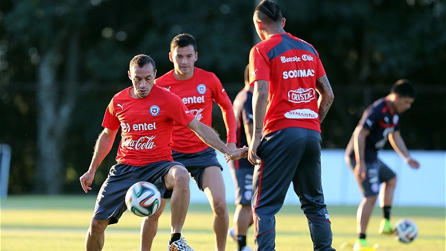 Chile continúa su preparación para su segundo partido en Brasil 2014 Chile continúa su preparación para su segundo partido en Brasil 2014