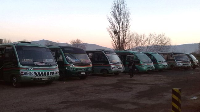 Paro de buses afecta a vecinos de Talagante, Peñaflor y Melipilla