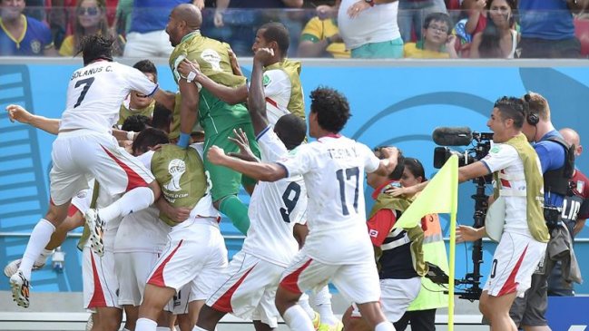 Siete jugadores de Costa Rica fueron llevados a control antidopaje tras triunfo ante Italia Siete jugadores de Costa Rica fueron llevados a control antidopaje tras triunfo ante Italia