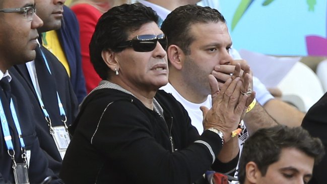 Maradona a Grondona: Pobre estúpido, el mérito es de Messi Maradona a Grondona: Pobre estúpido, el mérito es de Messi