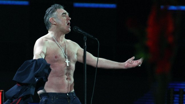 Morrissey lleva dos semanas hospitalizado, según músico Morrissey lleva dos semanas hospitalizado, según músico
