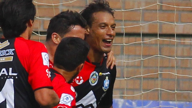 Gonzalo Lorca y tres jugadores más seguirán engrosando las filas de Ñublense Gonzalo Lorca y tres jugadores más seguirán engrosando las filas de Ñublense