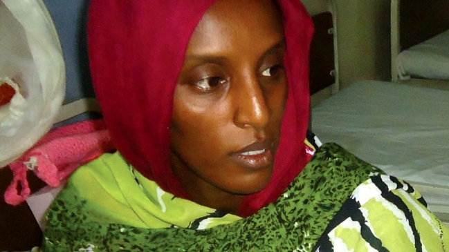 Sudán: Mujer liberada de la horca es arrestada nuevamente