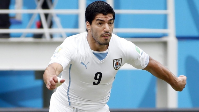 Prensa uruguaya reaccionó con indignación por acusaciones contra Luis Suárez Prensa uruguaya reaccionó con indignación por acusaciones contra Luis Suárez