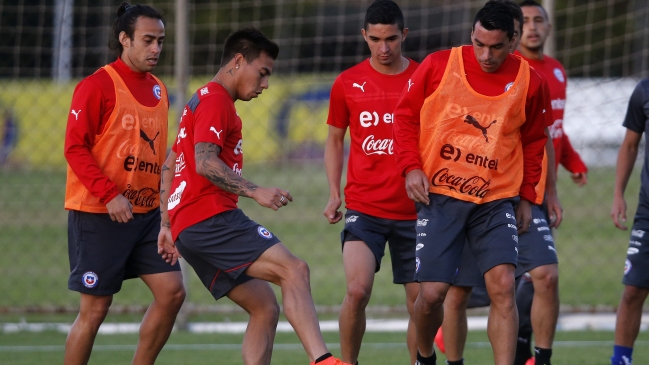 Helicóptero que sobrevoló Toca da Raposa II causó molestia en la selección chilena Helicóptero que sobrevoló Toca da Raposa II causó molestia en la selección chilena