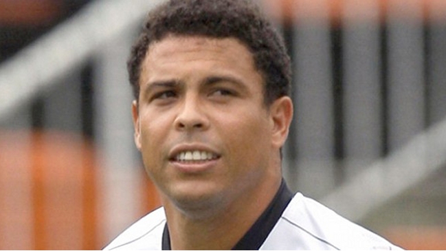 Ronaldo cree que Brasil sigue siendo el favorito para el Mundial pese a lesión de Neymar Ronaldo cree que Brasil sigue siendo el favorito para el Mundial pese a lesión de Neymar