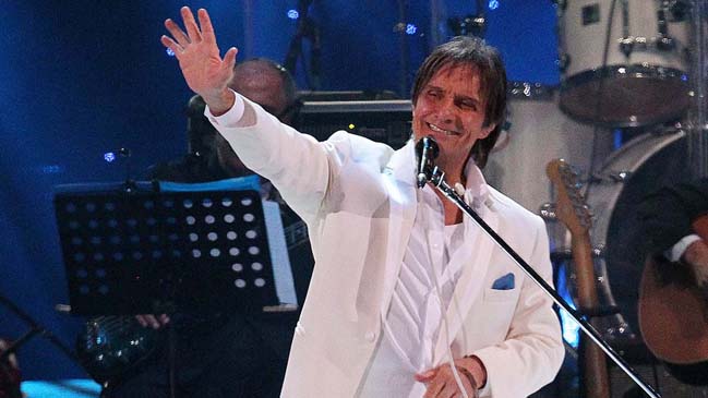 Roberto Carlos vuelve a grabar en español tras 17 años