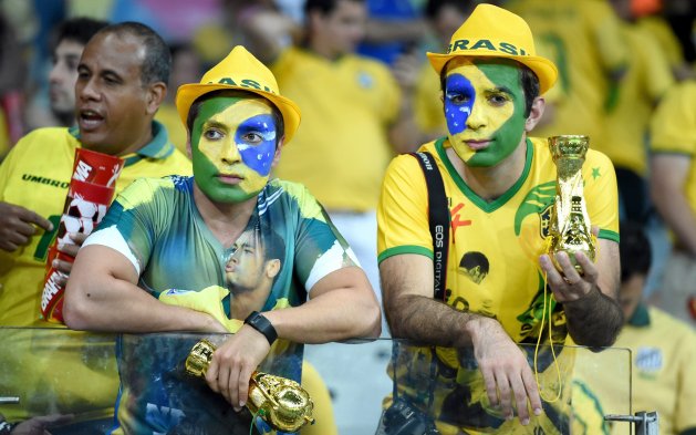 La tristeza inundó a toda la hinchada de Brasil alrededor del país por el La tristeza inundó a toda la hinchada de Brasil alrededor del país por el