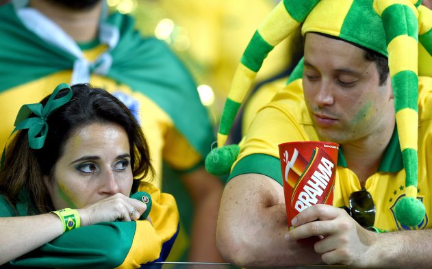 La tristeza inundó a toda la hinchada de Brasil alrededor del país por el La tristeza inundó a toda la hinchada de Brasil alrededor del país por el