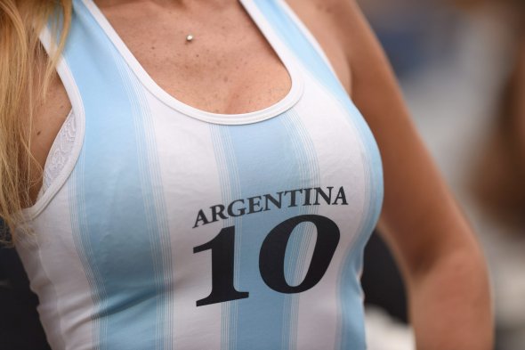 El público femenino se hizo presente en el Estadio Arena de Sao Paulo donde Argentina clasificó a la final del Mundial de Brasil 2014 luego de derrotar en penales a Holanda. El público femenino se hizo presente en el Estadio Arena de Sao Paulo donde Argentina clasificó a la final del Mundial de Brasil 2014 luego de derrotar en penales a Holanda.