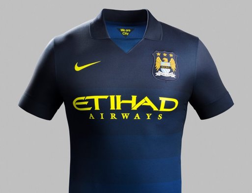 Manchester City de Inglaterra, club que dirige el técnico chileno Manuel Pellegrini, presentó a través de su página de Facebook el uniforme alternativo que lucirá durante la temporada 2014-2015. Manchester City de Inglaterra, club que dirige el técnico chileno Manuel Pellegrini, presentó a través de su página de Facebook el uniforme alternativo que lucirá durante la temporada 2014-2015.