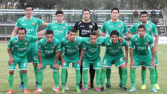 Trasandino empató con San Antonio y es puntero de la Segunda División Trasandino empató con San Antonio y es puntero de la Segunda División
