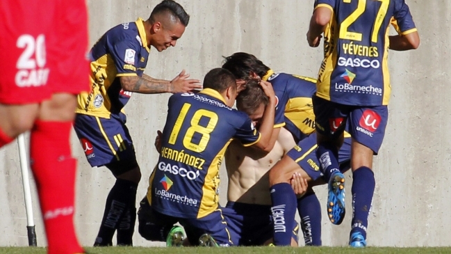 Barnechea batió a Ñublense y sumó su segundo triunfo en Primera División Barnechea batió a Ñublense y sumó su segundo triunfo en Primera División