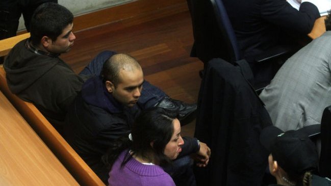 Tres detenidos por atentados explosivos en Santiago