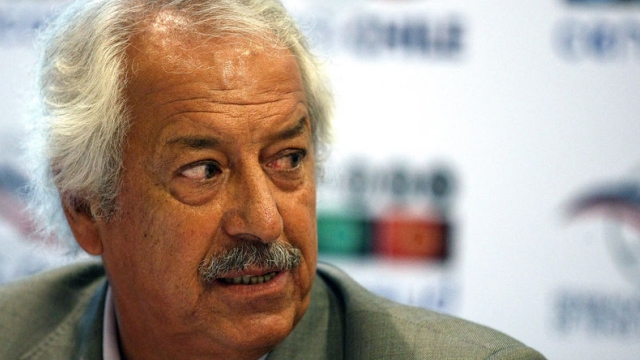 José Hinzpeter anunció que dejará la Federación de Tenis de Chile en el 2015 José Hinzpeter anunció que dejará la Federación de Tenis de Chile en el 2015