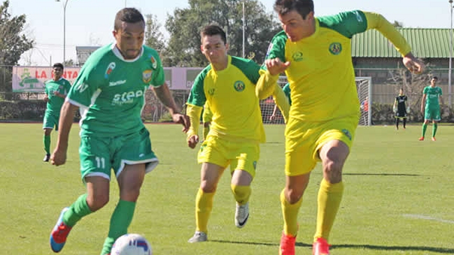 Deportes La Pintana derrotó a Trasandino y confirmó su liderato en Segunda División Deportes La Pintana derrotó a Trasandino y confirmó su liderato en Segunda División