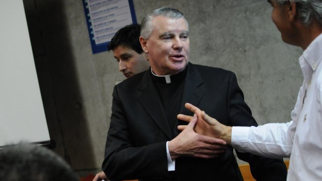 John O'Reilly aún no ingresa al registro de pedófilos John O'Reilly aún no ingresa al registro de pedófilos