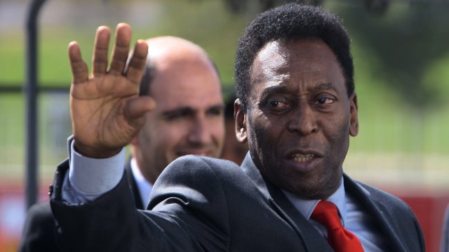 Pelé continúa en la Unidad de Cuidados Intensivos en Sao Paulo Pelé continúa en la Unidad de Cuidados Intensivos en Sao Paulo
