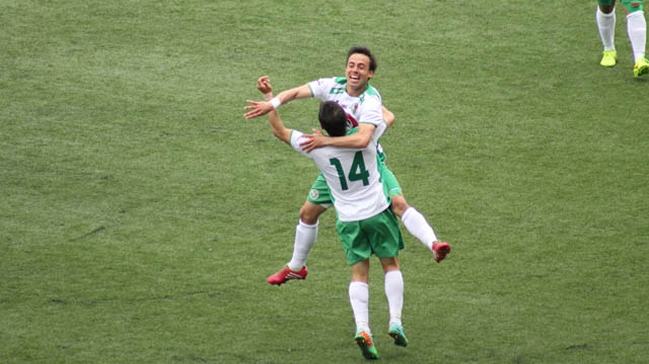 La Pintana y Puerto Montt se mantienen en ardua lucha en la Segunda División La Pintana y Puerto Montt se mantienen en ardua lucha en la Segunda División
