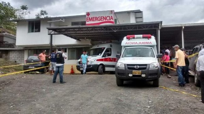 Al menos 13 fallecidos en accidente de autobús en el sureste de Ecuador Al menos 13 fallecidos en accidente de autobús en el sureste de Ecuador