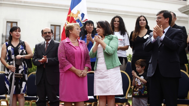 Presidenta Bachelet firmó proyecto de 