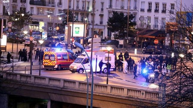 Policía francesa mató a autores del ataque contra 