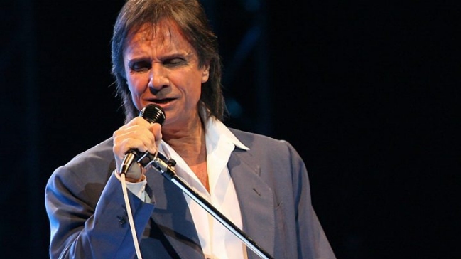 Roberto Carlos negó autorización de canciones para serie sobre Pablo Escobar