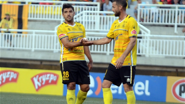 San Luis derrotó a Coquimbo Unido y sigue con holgada ventaja en la Primera B