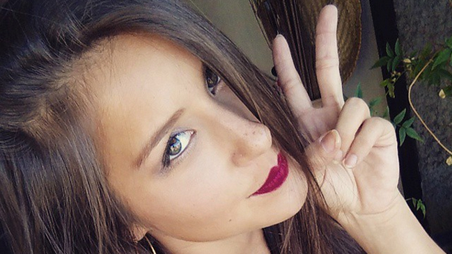 Denise Rosenthal firmó contrato para teleserie en TVN Denise Rosenthal firmó contrato para teleserie en TVN
