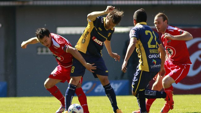 Barnechea quiere escapar del último lugar con un triunfo frente a Ñublense Barnechea quiere escapar del último lugar con un triunfo frente a Ñublense