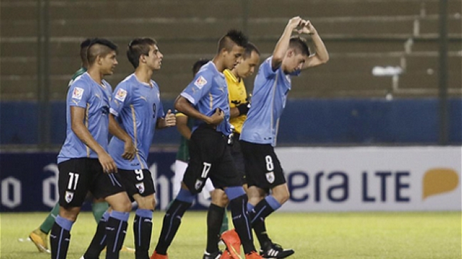 Uruguay derribó a Bolivia en el inicio del grupo que compone Chile en el Sudamericano Sub 17 Uruguay derribó a Bolivia en el inicio del grupo que compone Chile en el Sudamericano Sub 17