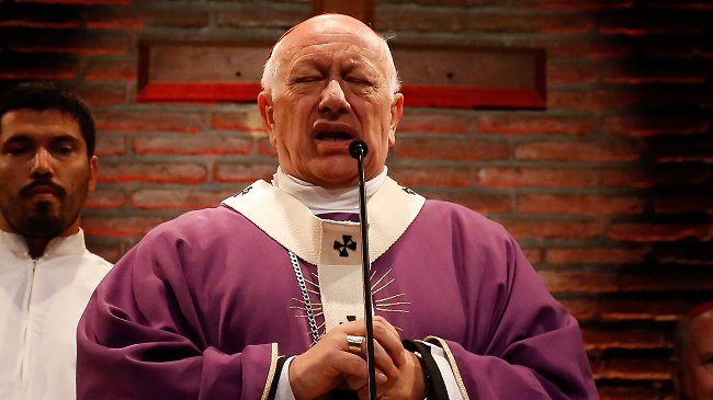 Ezzati no asistirá a la toma de posesión de Juan Barros