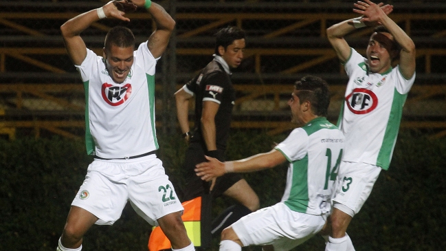 Puerto Montt derrotó a Deportes Linares y alcanzó momentáneamente a San Antonio Unido Puerto Montt derrotó a Deportes Linares y alcanzó momentáneamente a San Antonio Unido