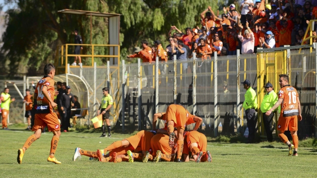 Todo vale: Cobreloa recurre hasta a un síquico para evitar el descenso