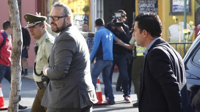 Sebastián Dávalos declara en la Fiscalía