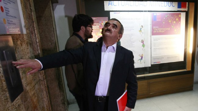 Jaime Gajardo: Proyecto de carrera docente no nos representa