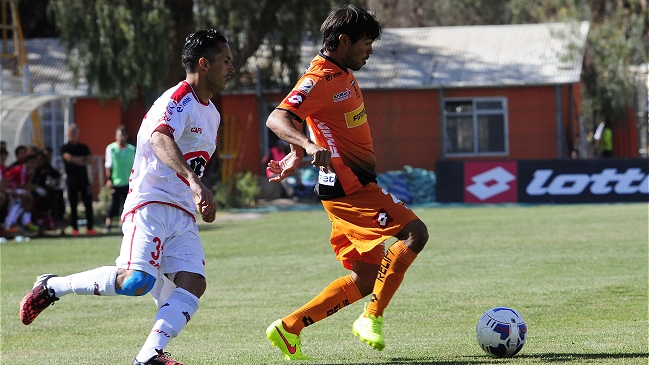Dirigente de Cobreloa fustigó separación de Alejandro Vásquez del plantel de Ñublense Dirigente de Cobreloa fustigó separación de Alejandro Vásquez del plantel de Ñublense