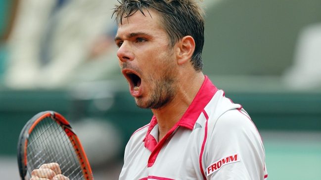 Stan Wawrinka festejó ante Gilles Simon en la cuarta ronda de Roland Garros Stan Wawrinka festejó ante Gilles Simon en la cuarta ronda de Roland Garros