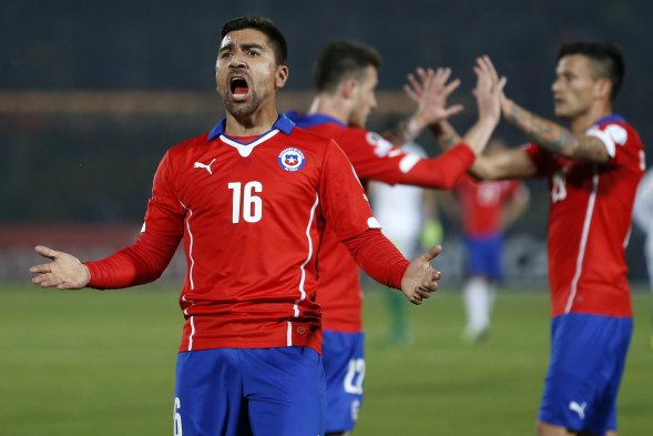 La selección chilena tuvo una sólida actuación, imponiéndose por 5-0 sobre Bolivia, resultado que le sirvió para ganar el Grupo A de la Copa América de Chile 2015. La selección chilena tuvo una sólida actuación, imponiéndose por 5-0 sobre Bolivia, resultado que le sirvió para ganar el Grupo A de la Copa América de Chile 2015.