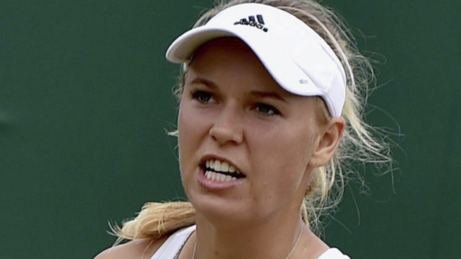 Wozniacki se deshizo de Allertova y avanzó a tercera ronda en Wimbledon Wozniacki se deshizo de Allertova y avanzó a tercera ronda en Wimbledon