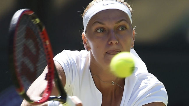 Kvitova arrolló a la japonesa Nara en menos de una hora y avanzó a tercera ronda Kvitova arrolló a la japonesa Nara en menos de una hora y avanzó a tercera ronda