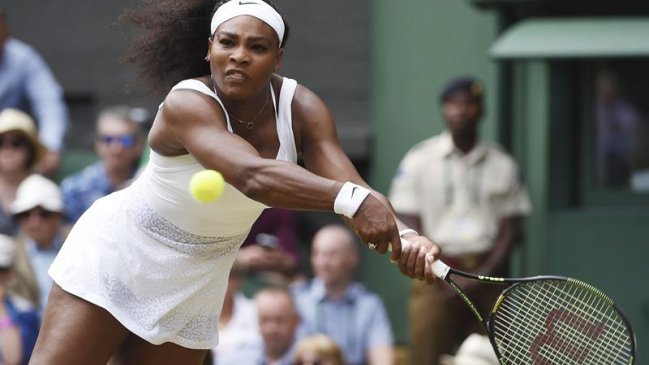 Serena Williams y Maria Sharapova avanzaron a cuartos de final en Wimbledon Serena Williams y Maria Sharapova avanzaron a cuartos de final en Wimbledon