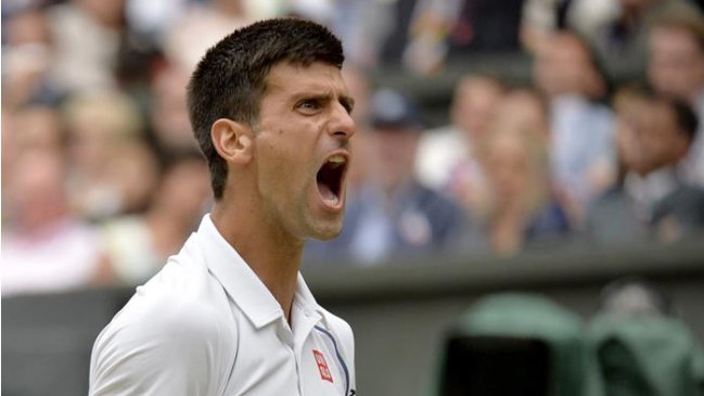 Novak Djokovic derrotó a Roger Federer y conquistó su tercer Wimbledon Novak Djokovic derrotó a Roger Federer y conquistó su tercer Wimbledon
