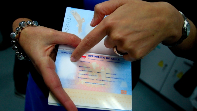 Pasaportes tendrán fuerte aumento de precio en octubre Pasaportes tendrán fuerte aumento de precio en octubre