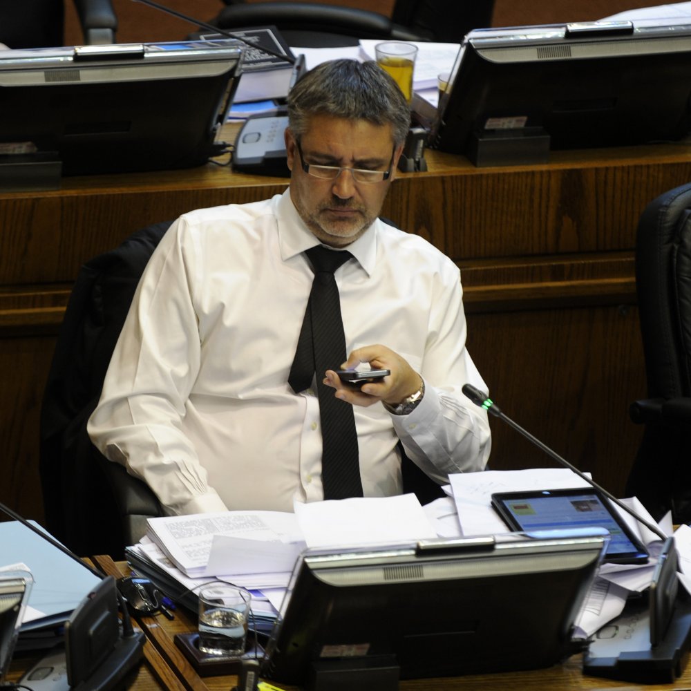 Diario reveló los correos electrónicos que complican a Fulvio Rossi