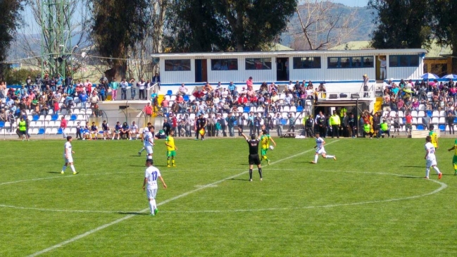Deportes La Pintana venció a Santa Cruz y es sólido líder de la Segunda División Deportes La Pintana venció a Santa Cruz y es sólido líder de la Segunda División