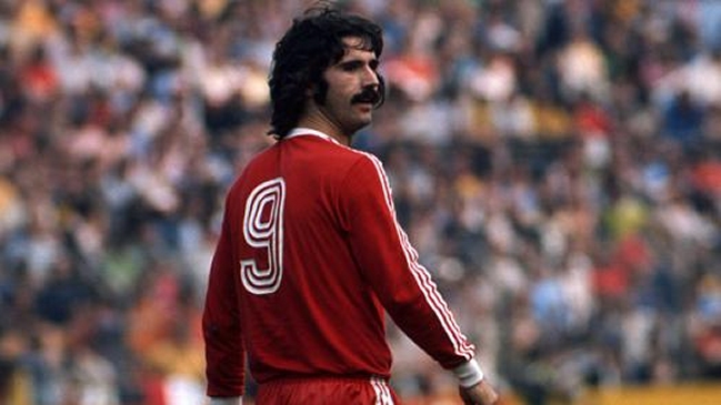 El histórico goleador alemán Gerd Müller sufre Alzheimer El histórico goleador alemán Gerd Müller sufre Alzheimer